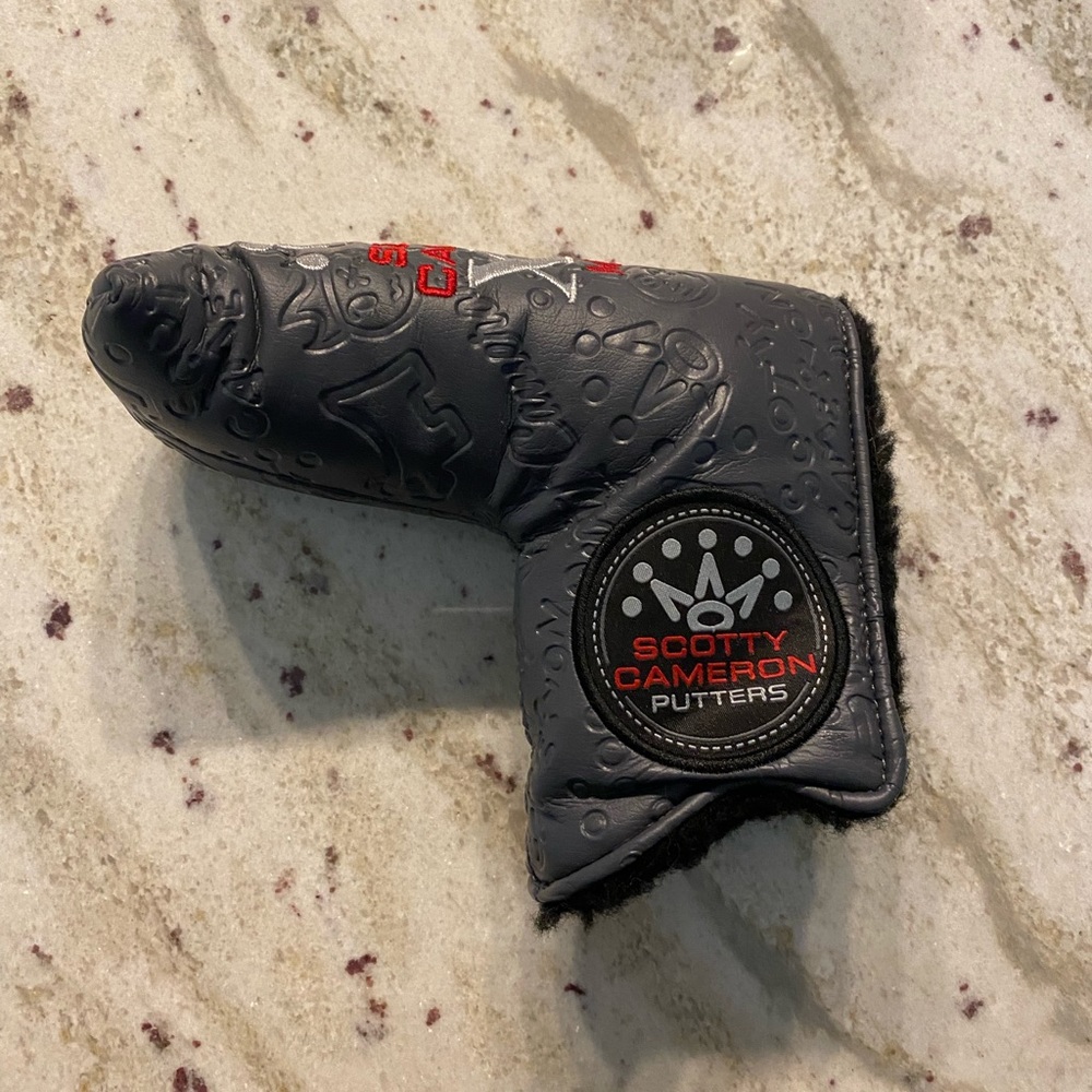 Scotty Cameron putter head cover